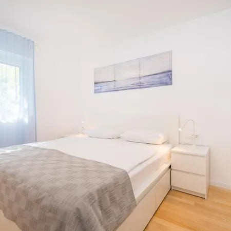 Infinity Dalmatia Apartments Vinjerac Exterior photo